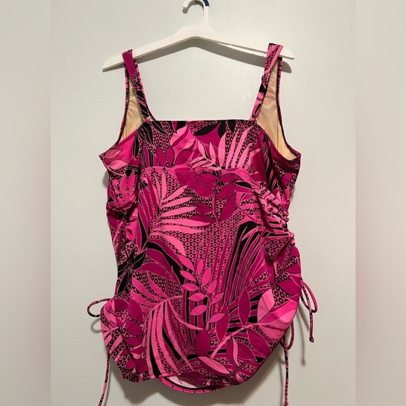 TROPICAL ESCAPE cocao wave Pink Swim Tankini - Picture 10 of 13